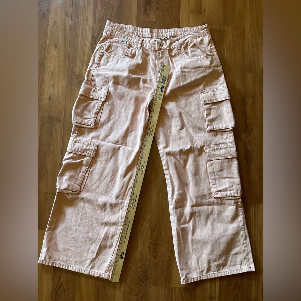 NWT Ragged muted pink jeans size 34 Made in Turkey 💯 cotton - Picture 5 of 8